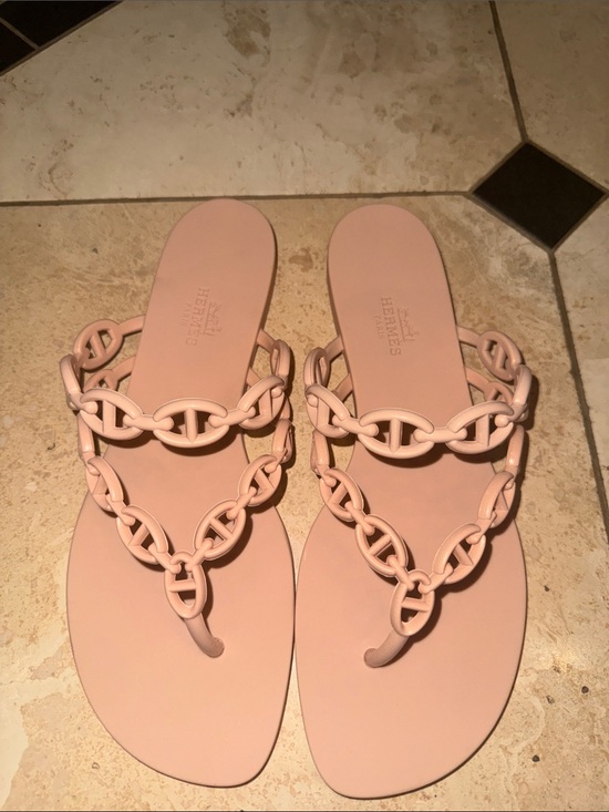 Hermes Shoes - Hermes flip flops never worn